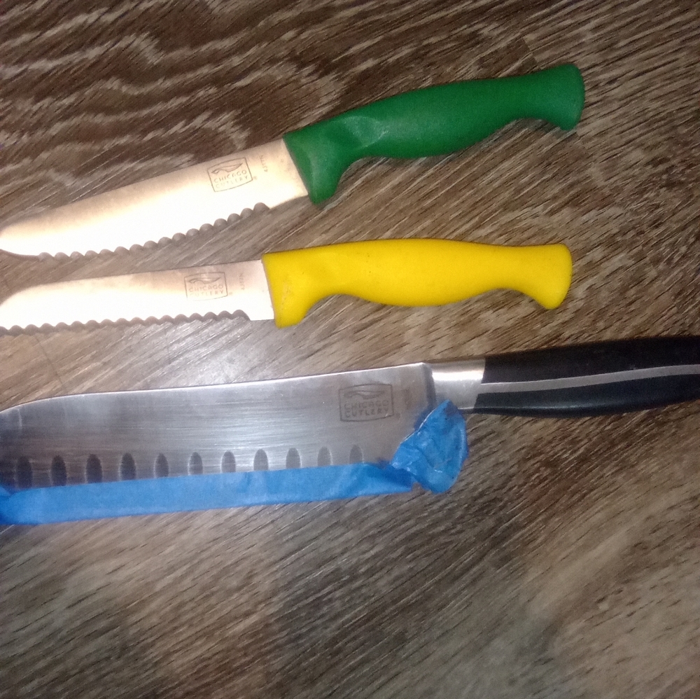 3 Chicago cutlery knives